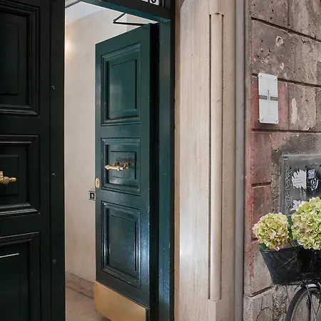 Daphne Guest house 3*